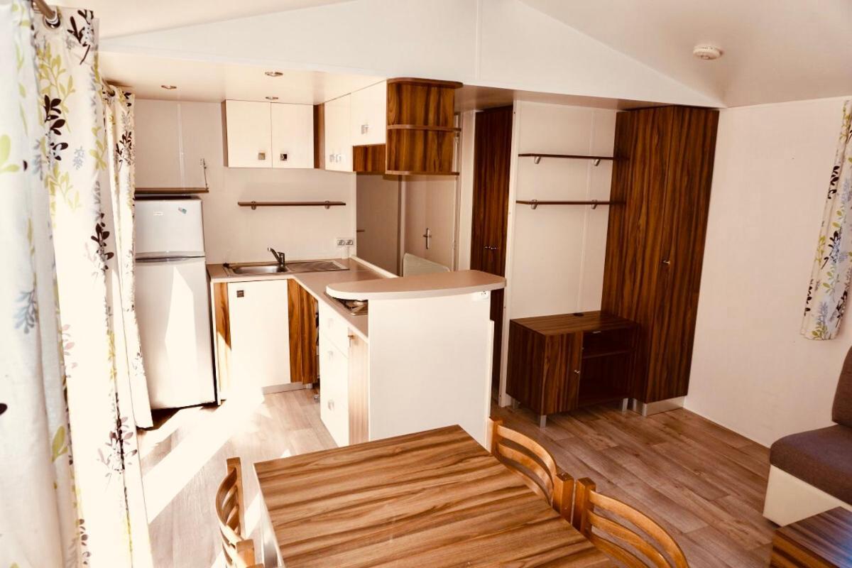 Les Pierres Couchees 4 Etoiles A St Brevin Les Pins Emplacement Br22 3Ch 2Sdb 8 Personnes Saint-Brevin-les-Pins Exterior photo